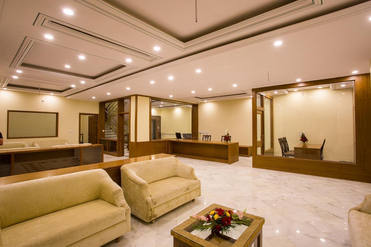 Hotel Aaram Mahal By Pachar Group Udaipur Exterior foto