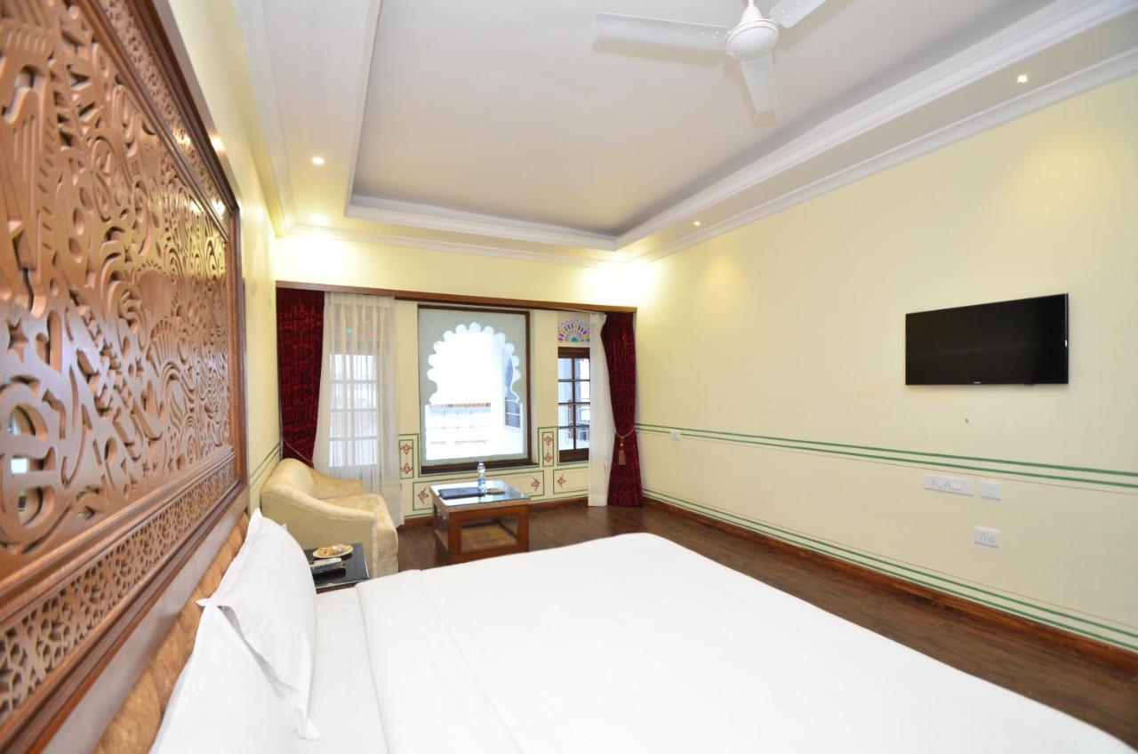Hotel Aaram Mahal By Pachar Group Udaipur Exterior foto