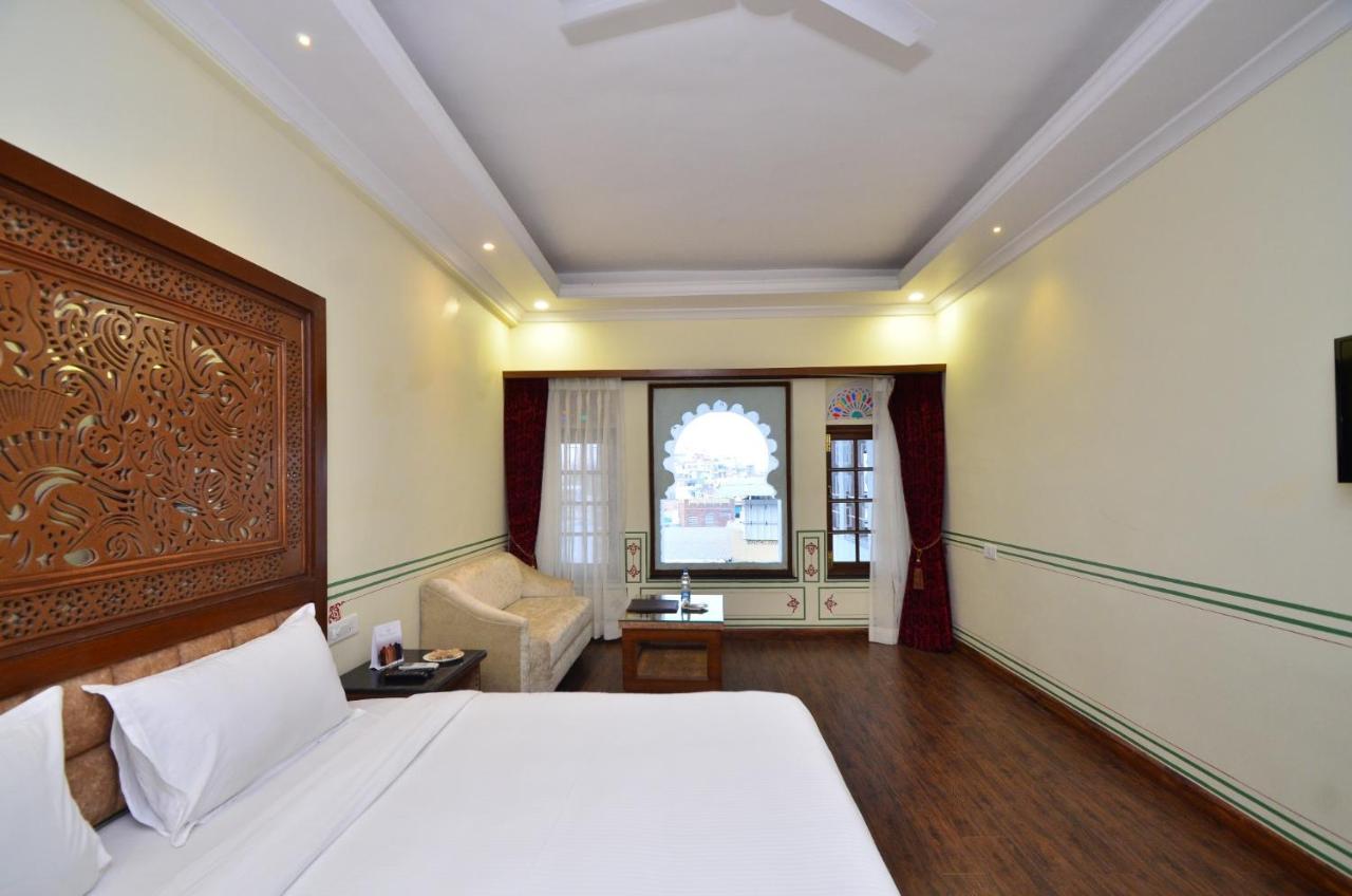 Hotel Aaram Mahal By Pachar Group Udaipur Exterior foto